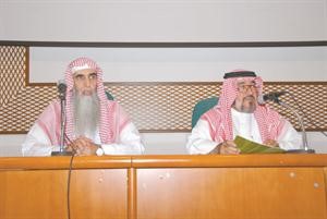 خلال زيارته لـ الانباء مع الزميل يوسف عبدالرحمن