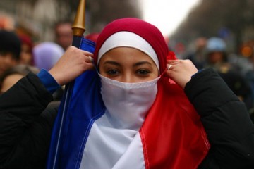 مسلمو فرنسا يستعدون للصيام بوجبات عربية وحلويات شرقية
