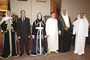مسالم الاذينة ويوسف مصطفي يشاركان السفير المغربي في الاحتفال﻿