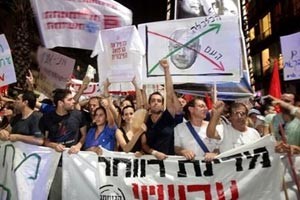 تظاهرات ضخمة تطالب بـ «العدالة الاجتماعية» في عشر مدن إسرائيلية.. وأعمال عنف جديدة تدمي شينجيانغ الصينية