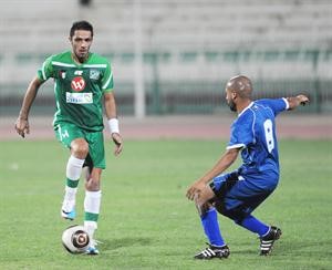 محمد جراغ يحاول المرور من عمر بوحمد 	هاني الشمري﻿