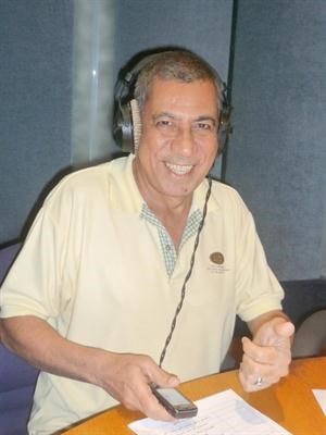 الاعلامي محمد لويس 