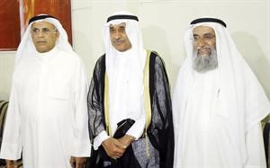 محمد الخليفة مهنئا