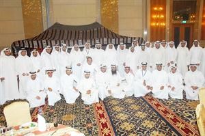 صورة جماعية لعدد من المشاركين في غبقة جمعية المهندسين