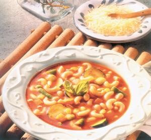 شوربة المعكرونة والفاصوليا الإيطالية