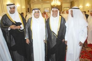 الشيخ علي الجراح والشيخ علي الخليفة والشيخ خليفة العلي الخليفة بديوان سمو رئيس الوزراء
