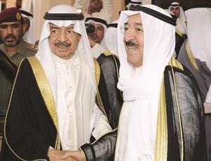 صاحب السمو الامير الشيخ صباح الاحمد مرحبا باخيه سمو الشيخ خليفة بن سلمان ال خليفة
