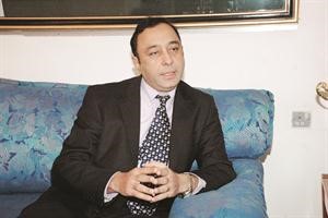 السفير الباكستاني افتخار عزيز