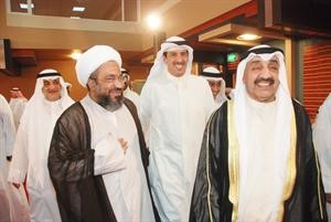 رئيس مجلس الامة جاسم الخرافي ومرزوق ناصر الخرافي وفي استقبالهما الشيخ المعتوق