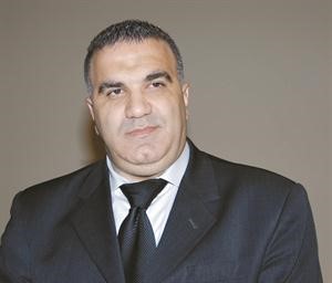 ايلي ماروني﻿