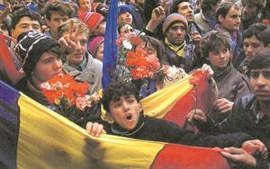 «الديكتاتورية» و«نيّة التوريث» أطاحتا بتشاوشيسكو ديكتاتور رومانيا في ثورة 1989
