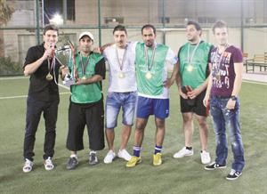 الفريق الفائز بلقب المحامين﻿