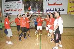 فرحة لاعبي الشاهد باللقب﻿