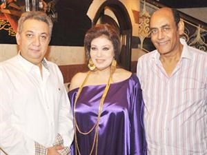 فيفي عبده واحمد بدير والمخرج احمد صقر﻿