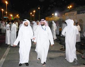 وليد الشعيب وابراهيم العتيبي يتفقدان المركز
