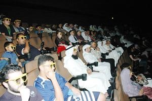 جمهور من الاعلاميين حضروا البث التجريبي للفيلم