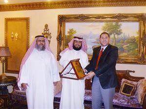جانب من تكريم المجلس الانتقالي لجمعية الشيخ فهد الاحمد