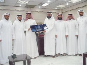 تكريم لجنة زكاة الرقة لجمعية الرقة التعاونية
