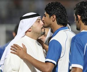 مساعد ندا يحب خشم الشيخ طلال الفهد