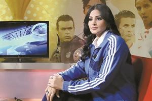 ريم عبدالله ترتدي زي نادي الهلال﻿
