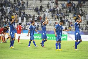 لاعبو الازرق يشكرون الجماهير على حضورهم	﻿