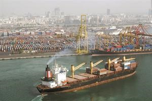 معظم دول الخليج لديها القدرة على الانفاق مما يجنبها احتمالات الدخول في موجة ركود