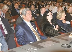 معادل الخرافي خلال مشاركته في المؤتمر﻿