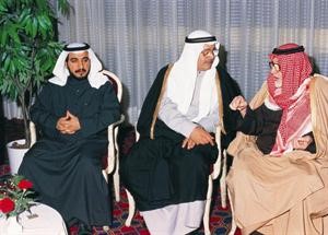 من اليمين احمد البزيع وسعود العصيمي وفيصل الزامل﻿
