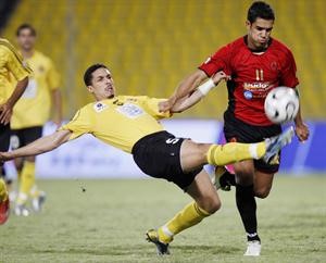 المغربي طلال القرقوري في مباراة سابقة