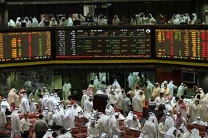 «الشال»: تردد الحكومة في حسم قضية الإيداعات المليونية يضر بسمعة الكويت واقتصادها