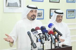 رئيس اتحاد الكرة الشيخ طلال الفهد خلال المؤتمر الصحافي في 10 اغسطس الماضي