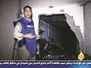 صورة بثتها قناة الجزيرة لما قيل انه النفق الذي هرب منه القذافي