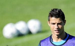 رونالدو يفتخر باللعب مع ريال مدريد ويرفض برشلونةرويترز
