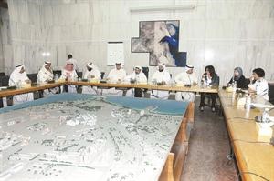 جانب من اجتماع اللجنة الفنية برئاسة فرز المطيري