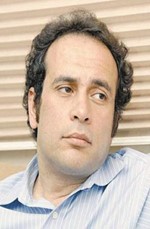 عمرو حمزاوي﻿