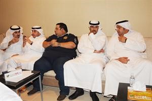 بدر ششتري وجانب من الحضور﻿
