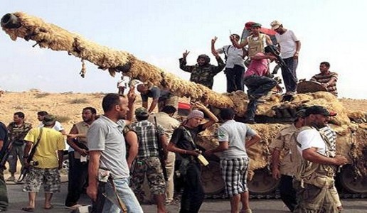 اعتقال مبروكة الشريف حارسة القذافي الخاصة.. والعقيد كان يموّه دباباته بجلود الخراف فتبدو بلون البادية وتتغير أشكالها
