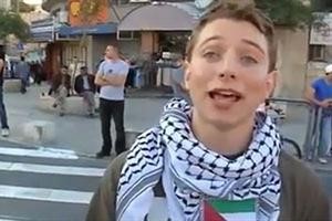 علقة ساخنة ليهودي دعم «الدولة الفلسطينية»