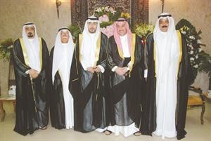 الشيخ فيصل المالك يبارك للمعرس ووالده وعمه العميد محمد هاشم الصبر وجده احمد المسفر﻿