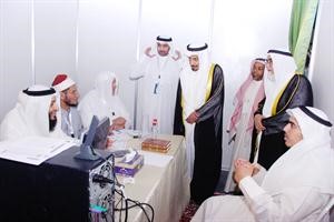 الوزير محمد النومس ودعبدالمحسن الخرافي خلال متابعتهم احدى لجان التسميع	 قاسم باشا﻿