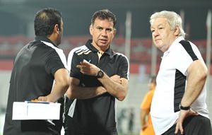 مدرب البرتقالي التشيكي ميلان ماتشالا مطالب باعادة الفريق لوضعه الصحيح﻿