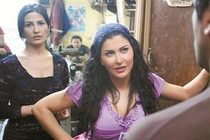 وجمانة مراد في مشهد من الفيلم﻿