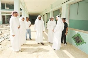 جمال الدوسري متفقدا مركز الايواء﻿