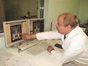 د.عارف السويفي لـ «الأنباء»: نبخّر البروستاتا بجهاز مخصص يمنع نزيف الدم ويقلل احتمال حدوث مضاعفات