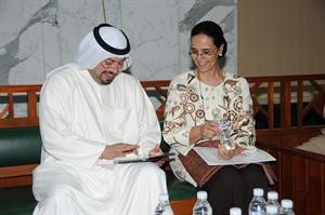 حديث مشترك بين الشيخة امثال الاحمد والشيخ طلال الفهد فريال حماد