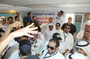 لافتات الشارع العام داخل مكتب اللواء المنصوري﻿