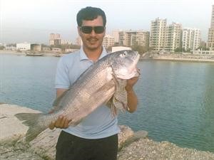 بن مطلق مع صيده المفضل السبيطي