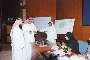 جانب من قرعة توزيع القسائم﻿