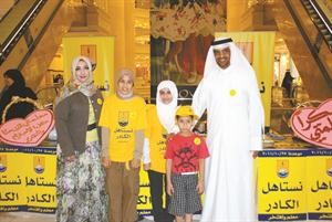 متعب العتيبي مع عدد من اعضاء حملة نستاهل الكادر﻿