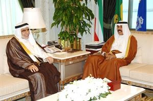 سمو ولي العهد الشيخ نواف الاحمد مستقبلا عدنان عبدالصمد﻿